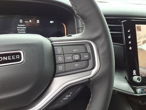 New 2026 Jeep Grand Wagoneer 4WD image 20
