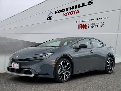Certified 2024 Toyota Prius Prime Premium w/ Advanced Technology Package FWD image 3