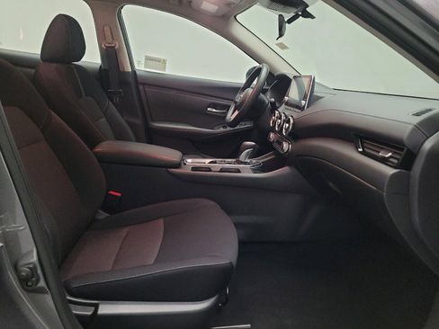 Used 2025 Nissan Sentra SV FWD image 21