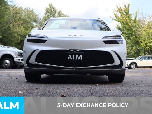 Used 2025 Genesis GV60 Advanced image 4