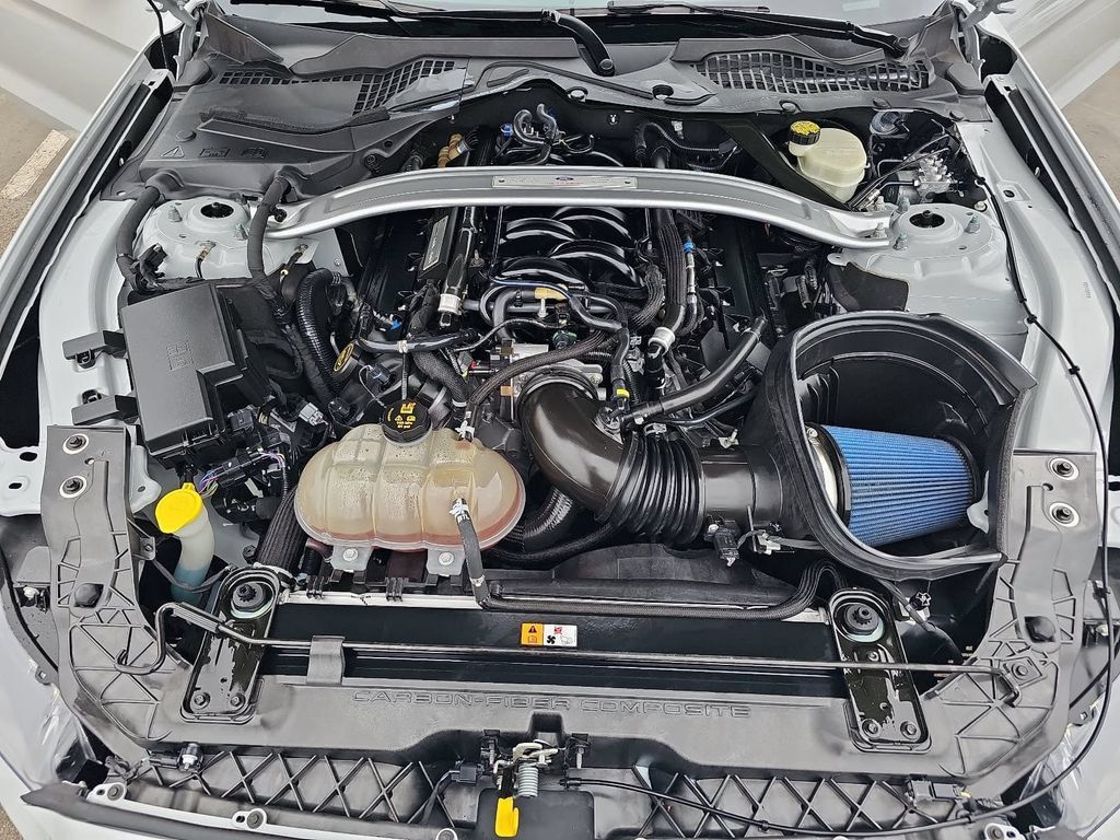 Used 2016 Ford Mustang Shelby GT350 RWD image 32