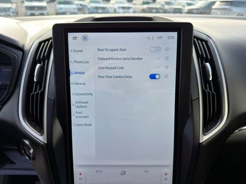 Used 2022 Ford Edge SEL w/ Convenience Package image 26