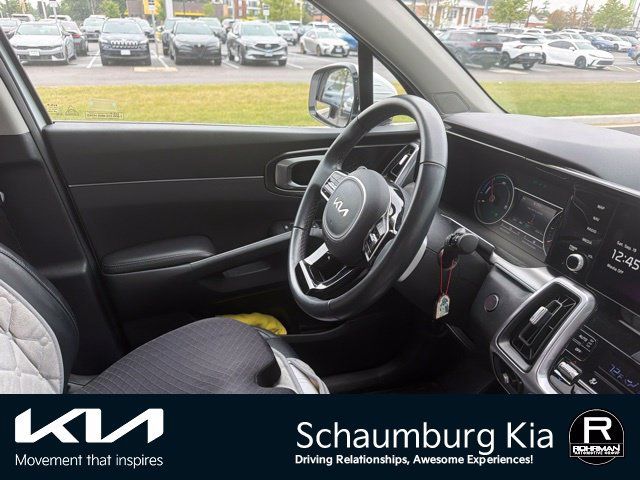 Used 2023 Kia Sorento EX AWD/4WD image 9