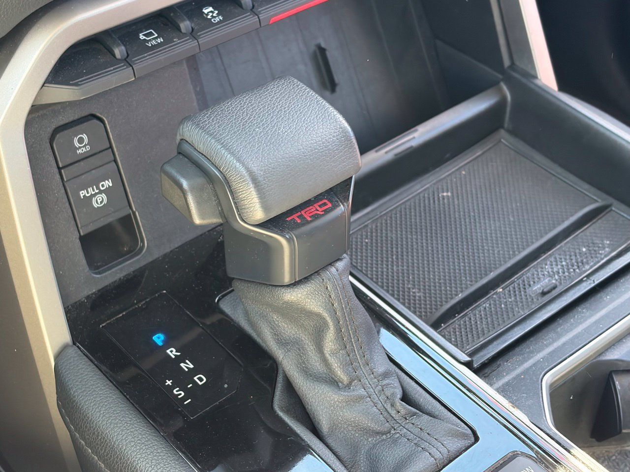 Used 2022 Toyota Tundra Limited w/ TRD Off-Road Package AWD/4WD image 8