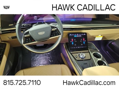 New 2025 Cadillac Escalade IQ Luxury 2 AWD/4WD image 16