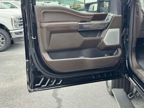 Used 2024 Ford F350 King Ranch w/ Chrome Package image 14