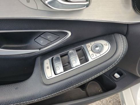 Used 2018 Mercedes-Benz C 300 Sedan image 16