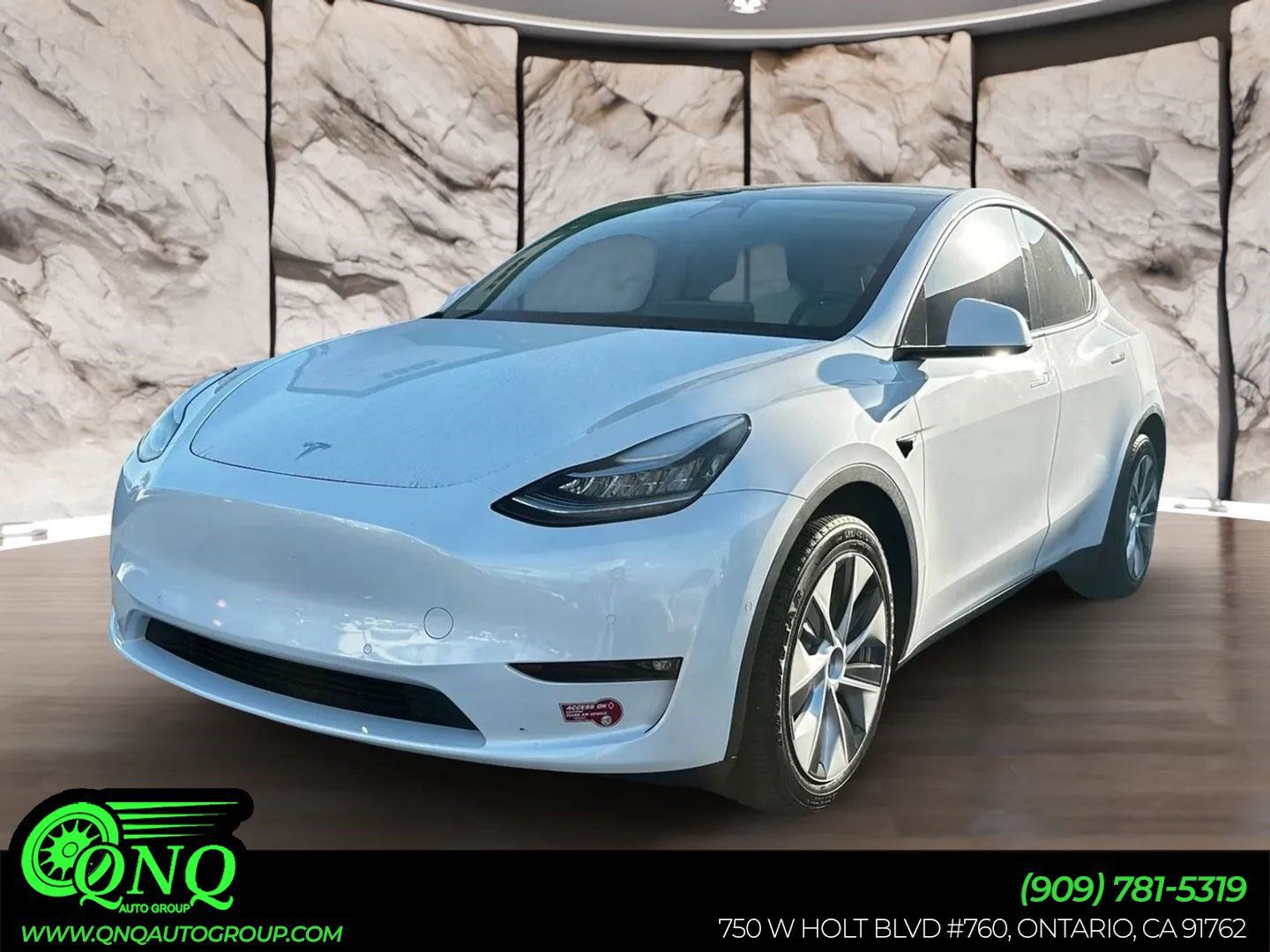 Used 2021 Tesla Model Y Long Range AWD/4WD image 1