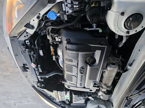 Used 2008 Hyundai Tiburon GS image 30