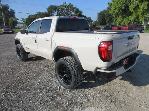 New 2026 GMC Canyon Elevation w/ Convenience Package AWD/4WD image 10