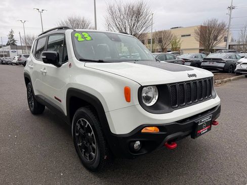 Used 2023 Jeep Renegade Trailhawk image 5