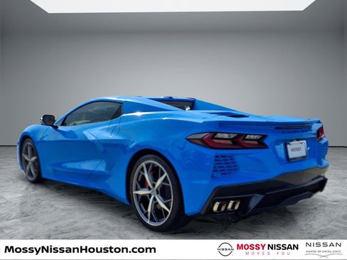 Used 2023 Chevrolet Corvette Stingray Premium Conv image 2
