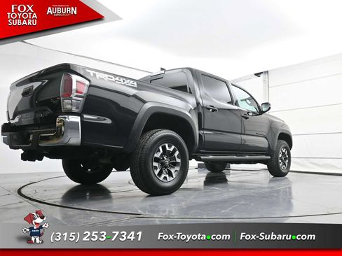 Used 2023 Toyota Tacoma TRD Off-Road image 18