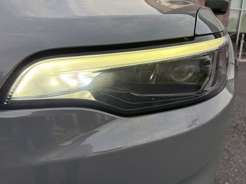 Used 2019 Jeep Cherokee Limited w/ Trailer Tow Group AWD/4WD image 19