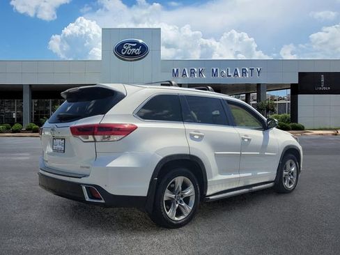 Used 2019 Toyota Highlander Limited FWD image 5