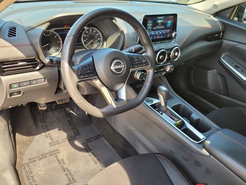 Used 2024 Nissan Sentra SR FWD image 26