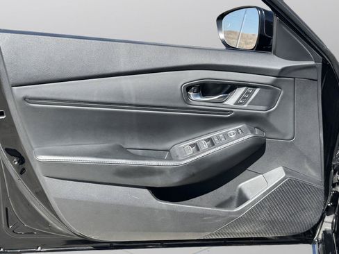 Used 2025 Honda Accord Sport image 26