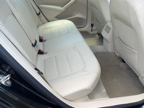 Used 2015 Volkswagen Passat 1.8T Limited Edition FWD image 37