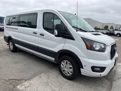 Used 2024 Ford Transit 350 XLT RWD image 4