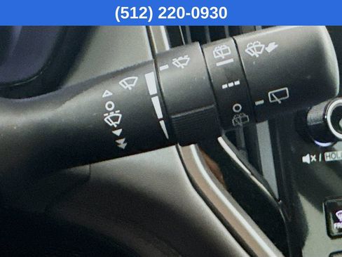Certified 2025 Subaru Outback Premium AWD/4WD image 14