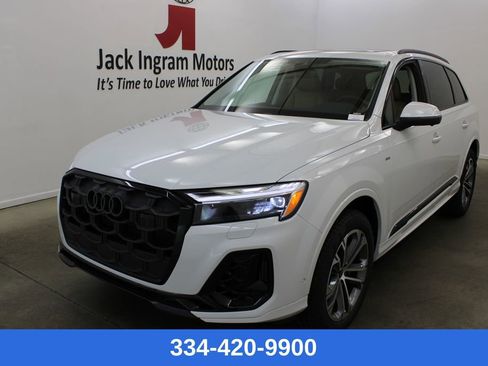 New 2026 Audi Q7 3.0T Premium AWD/4WD image 1