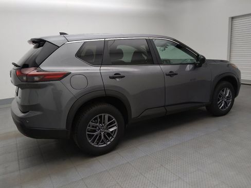 Used 2024 Nissan Rogue S AWD/4WD image 10