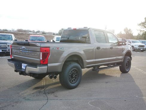 Used 2021 Ford F250 XLT image 5