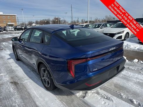 Used 2025 Kia K4 LXS image 3