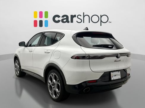 Used 2024 Alfa Romeo Tonale Veloce AWD/4WD image 3
