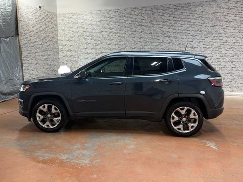 Used 2018 Jeep Compass Limited w/ Navigation Group FWD image 4