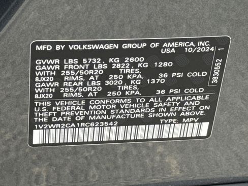 Used 2024 Volkswagen Atlas SE FWD image 34