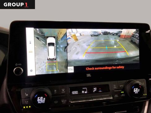 Used 2024 Toyota Grand Highlander AWD Hybrid image 27