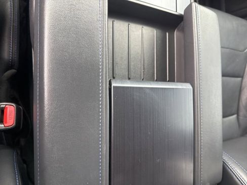 Used 2023 Toyota Tundra Platinum image 27