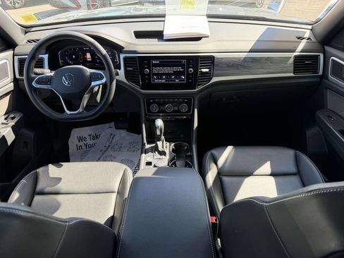 Certified 2023 Volkswagen Atlas Cross Sport SE w/ Black Wheel Package AWD/4WD image 14