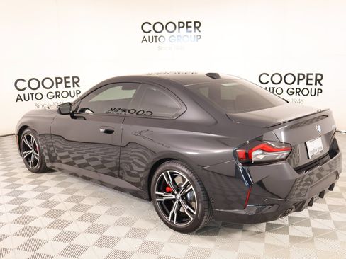 Used 2025 BMW 230i Coupe w/ M Sport Package RWD image 23