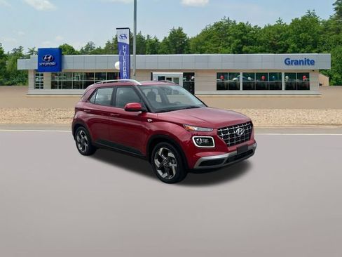 Used 2022 Hyundai Venue Limited FWD image 5