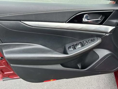 Used 2023 Nissan Maxima SL FWD image 23