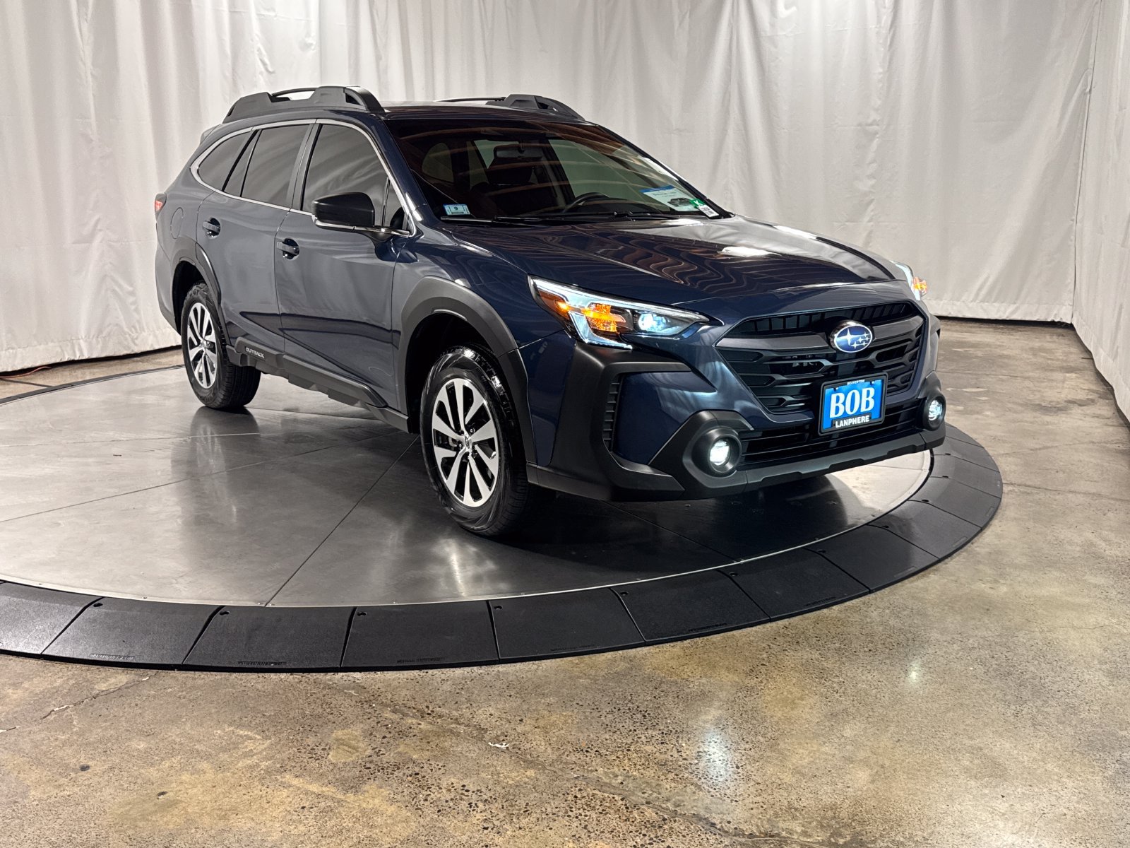 Used 2025 Subaru Outback AWD/4WD image 10