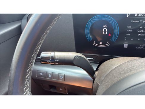 Used 2025 Hyundai Kona SEL AWD/4WD image 22