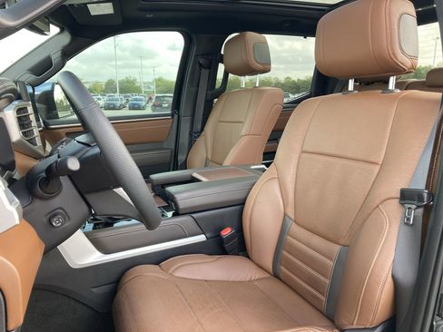 Used 2025 Toyota Tundra 1794 Edition image 13