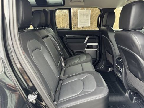 Certified 2023 Land Rover Defender 110 X-Dynamic SE image 18