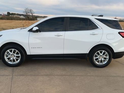 Used 2023 Chevrolet Equinox LT image 6