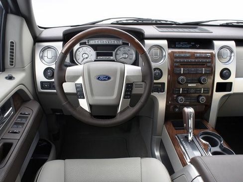 Used 2009 Ford F150 Lariat RWD image 4