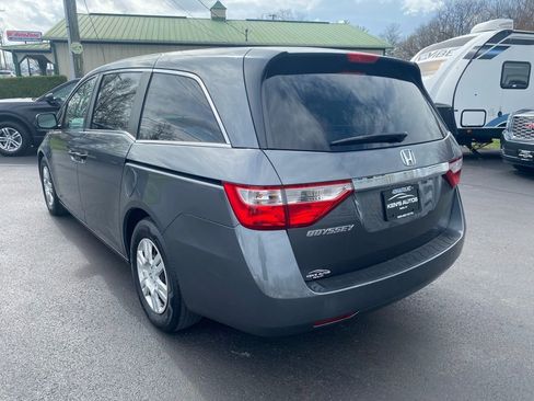 Used 2011 Honda Odyssey LX image 7