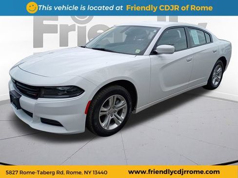 Used 2022 Dodge Charger SXT RWD image 1