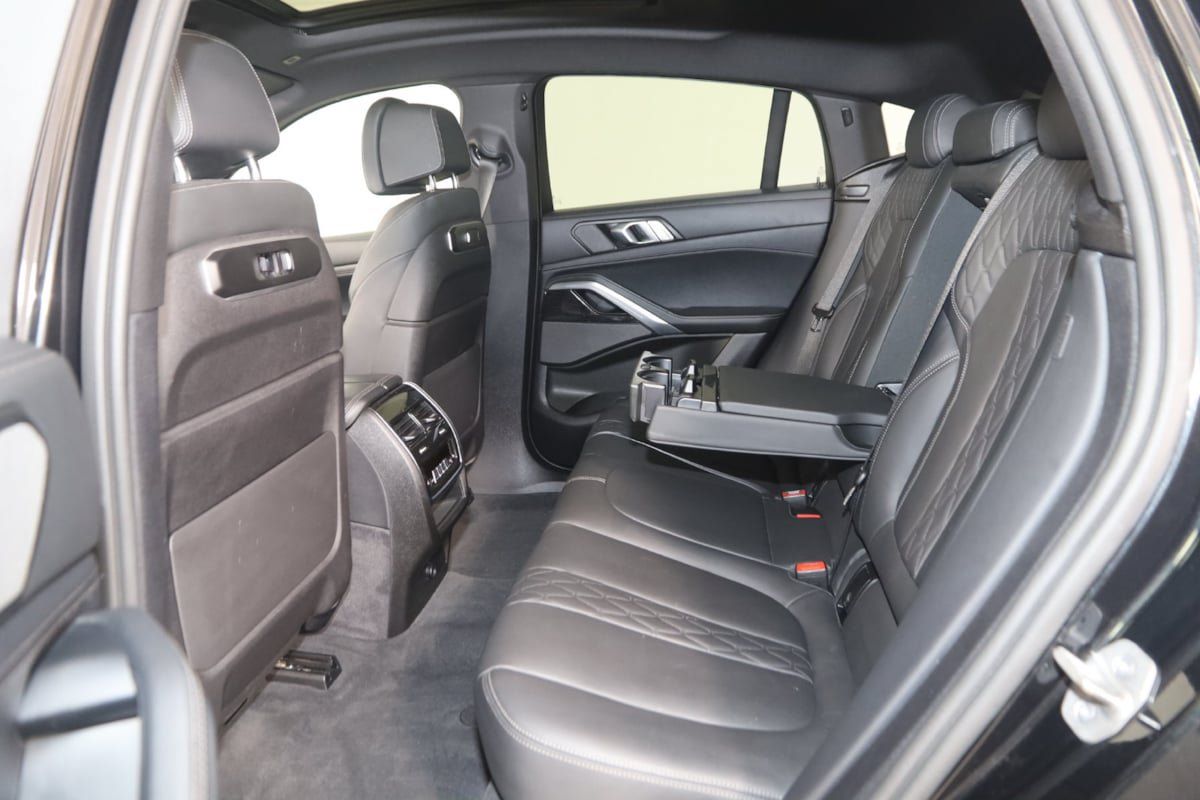 Used 2024 BMW X6 xDrive40i w/ Premium Package AWD/4WD image 46