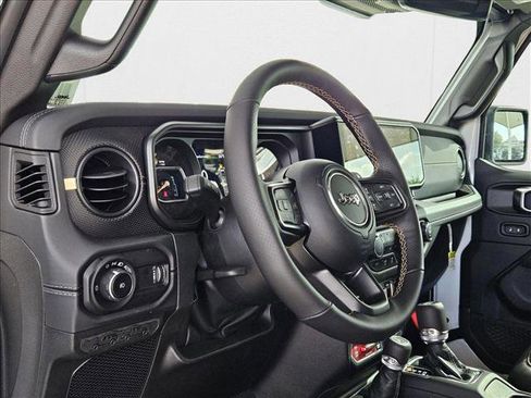 New 2025 Jeep Wrangler Unlimited Rubicon 392 image 3