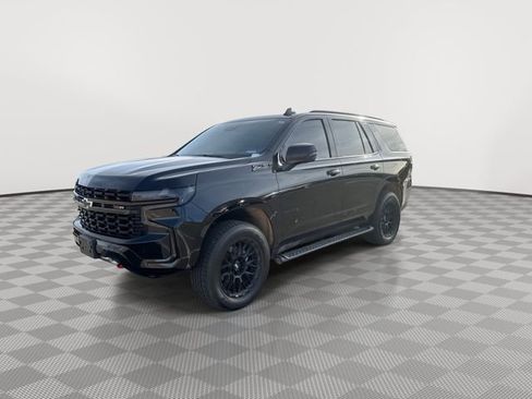 Used 2023 Chevrolet Tahoe Z71 w/ Luxury Package image 4