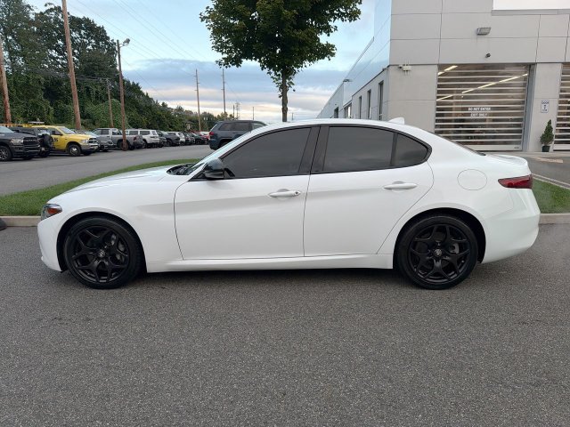 Used 2021 Alfa Romeo Giulia Sprint w/ Nero Edizione AWD/4WD image 5
