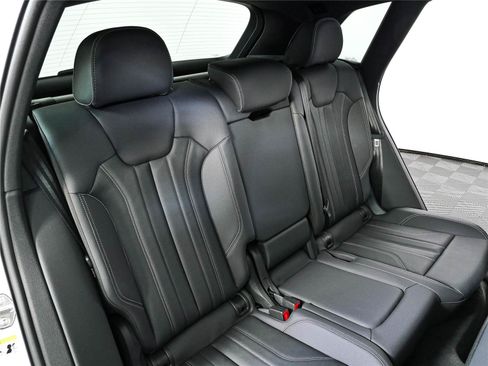 Used 2024 Audi Q5 2.0T Premium w/ Summer of Audi Package AWD/4WD image 20